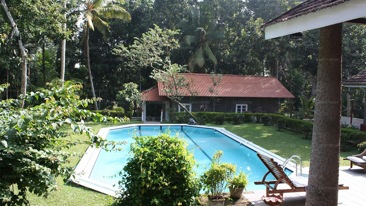 Pantiya Estate Holiday Bungalow, Mathugama