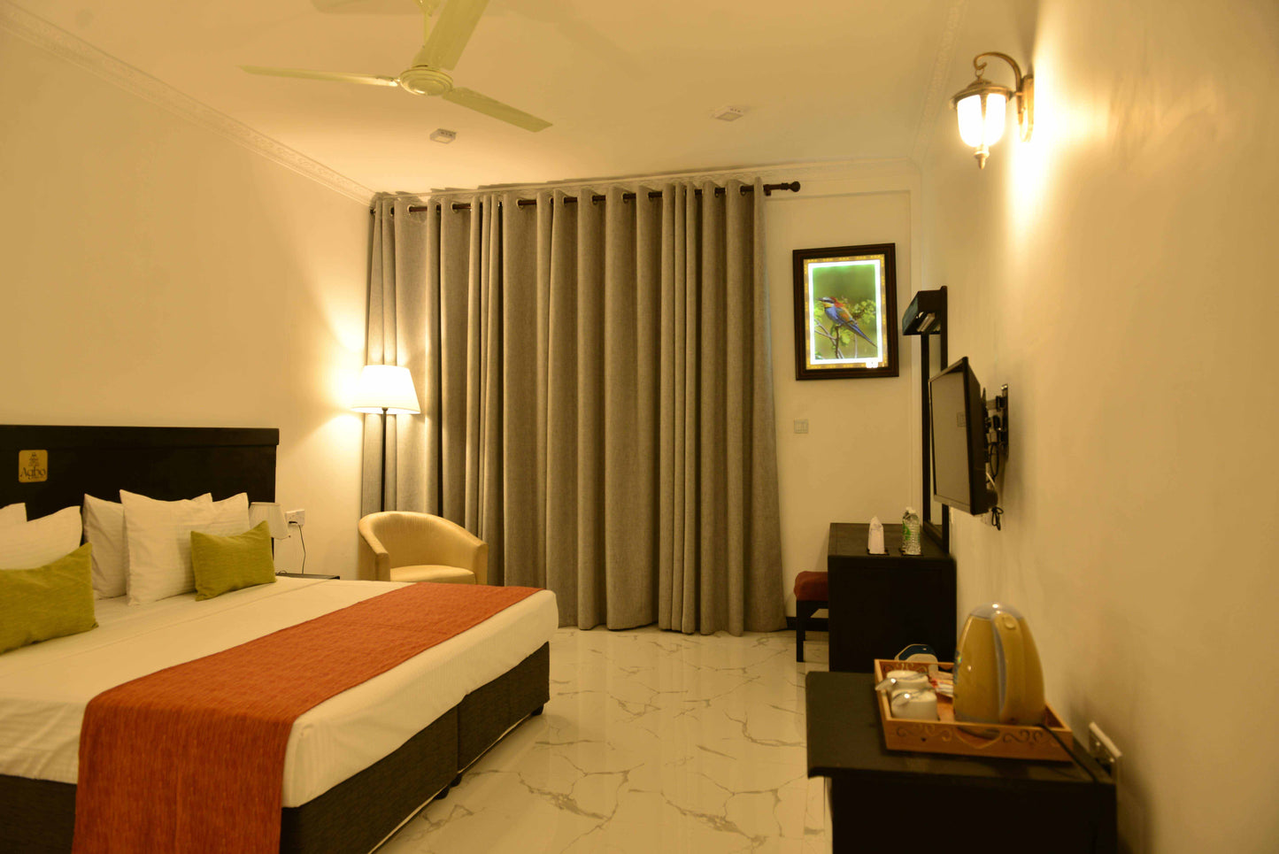 Agbo Hotel, Giritale