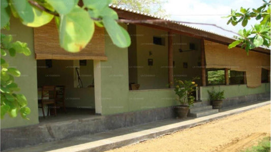 Margosa Holiday Bungalow, Yala