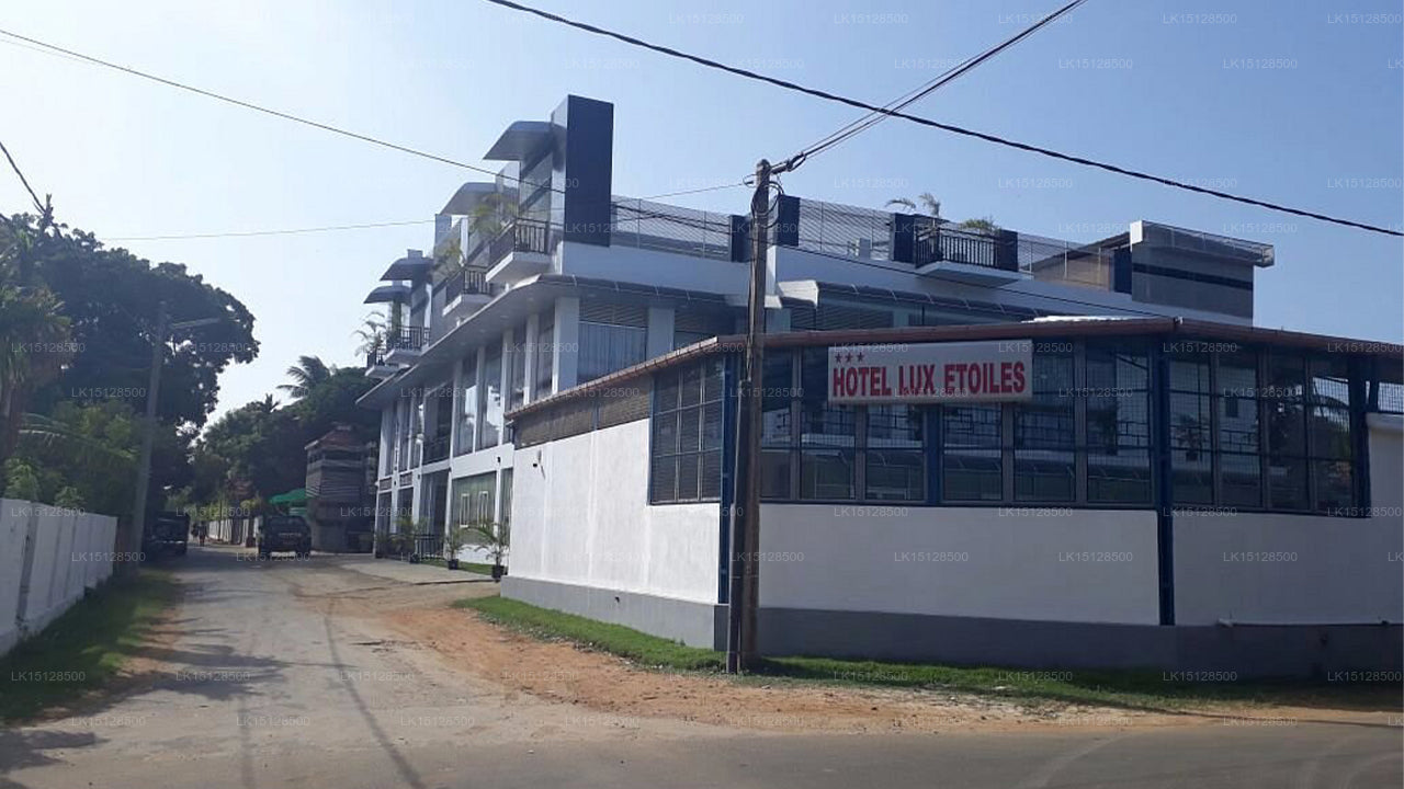 Lux Etoiles, Jaffna