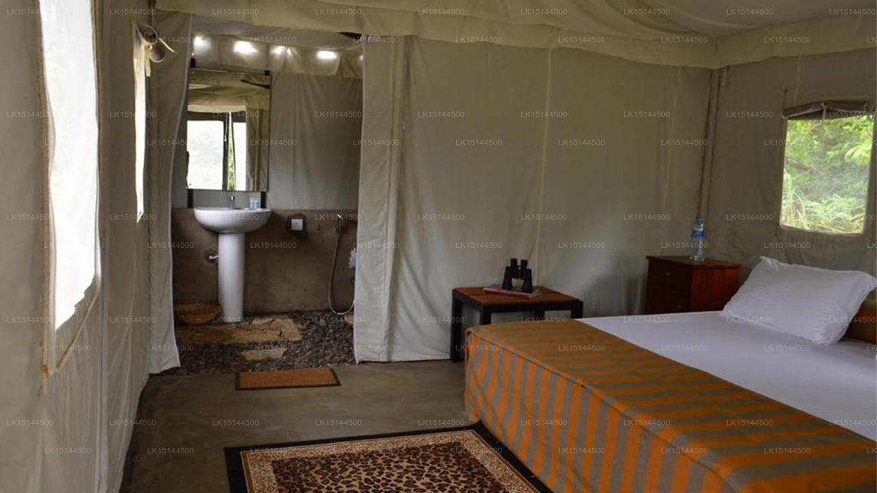 Wild Elephas Lodge,  Udawalawe