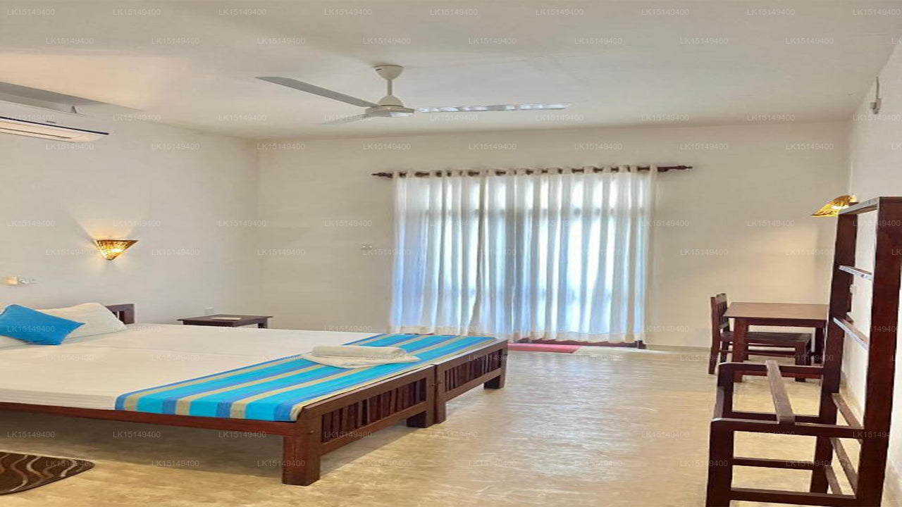 Curry Bowl Guest House and Restaurant, Hikkaduwa