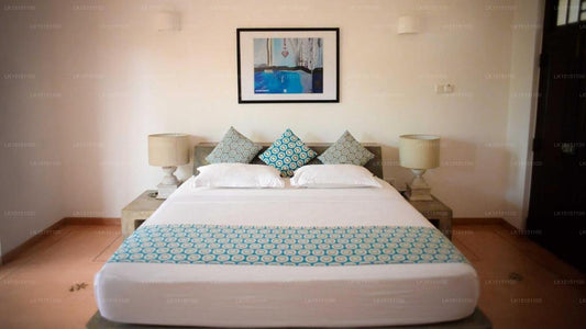 Kingfisher Hotel and Restaurant, Unawatuna