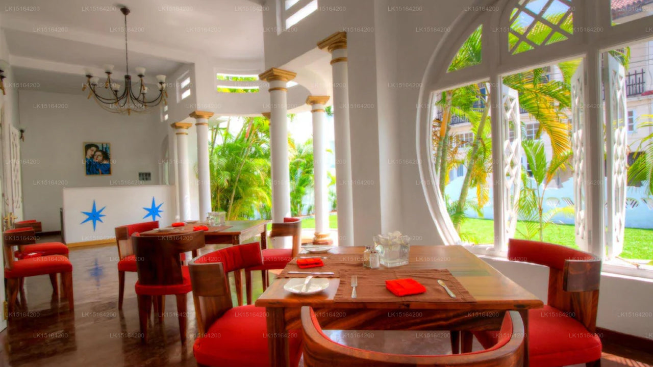 Deco On Forty Four, Galle