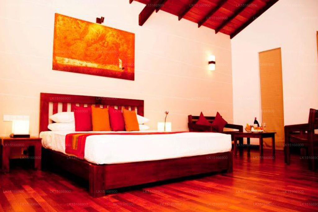 فيلا كاميلي بيتش، كالوتارا