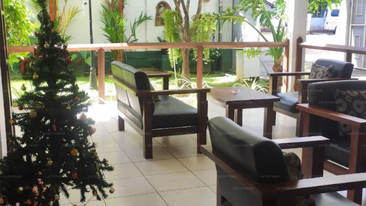 The Blue Eyes Inn, Unawatuna