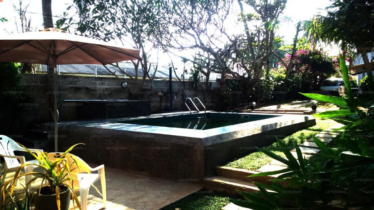 Sri Beach Bungalows And Villa