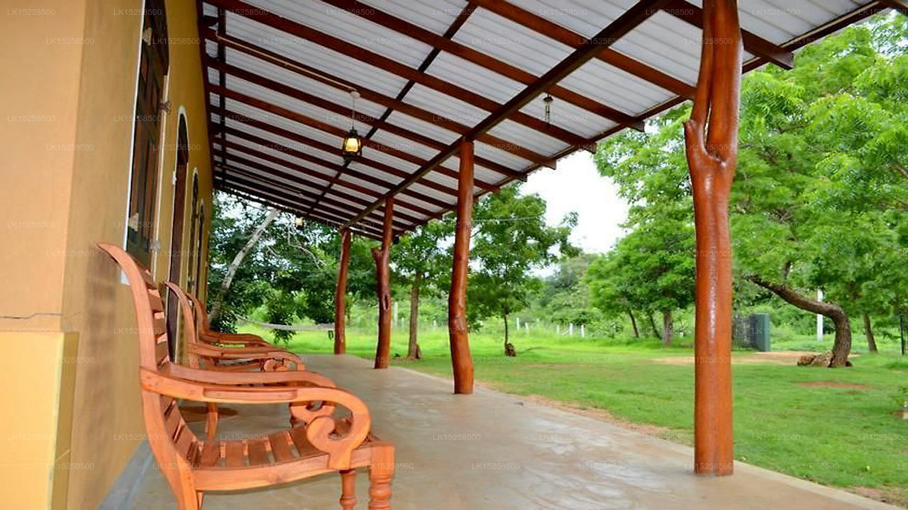 Forest Lodge, Kataragama