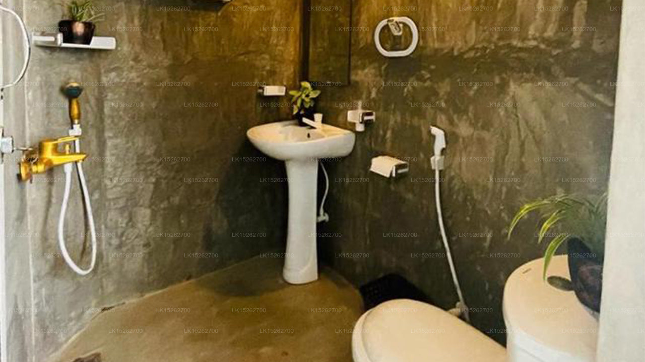 Winston Beach Guest House, Negombo