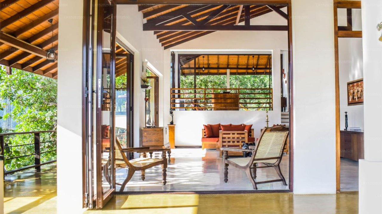 Hemingford, Pussellawa