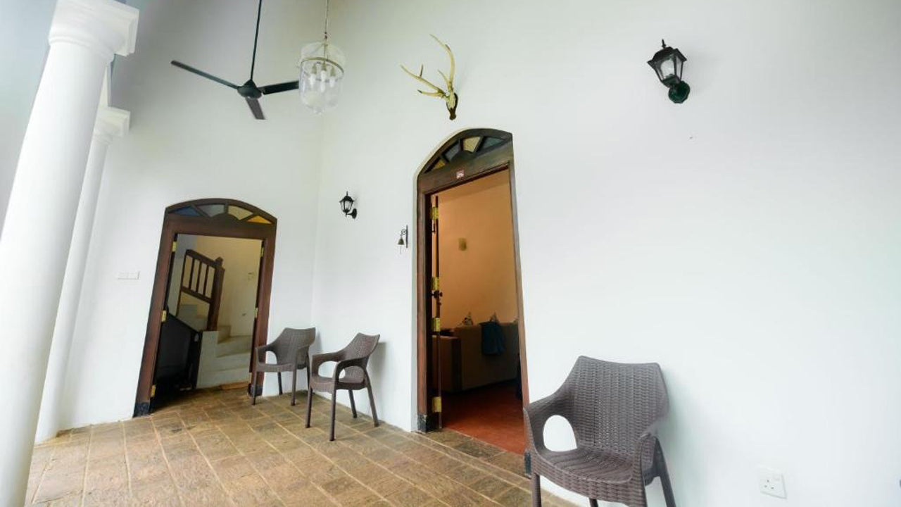 Hill House Villa, Gallle