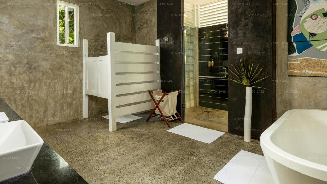 Maalu Maalu Resort & Spa, Pasikuda