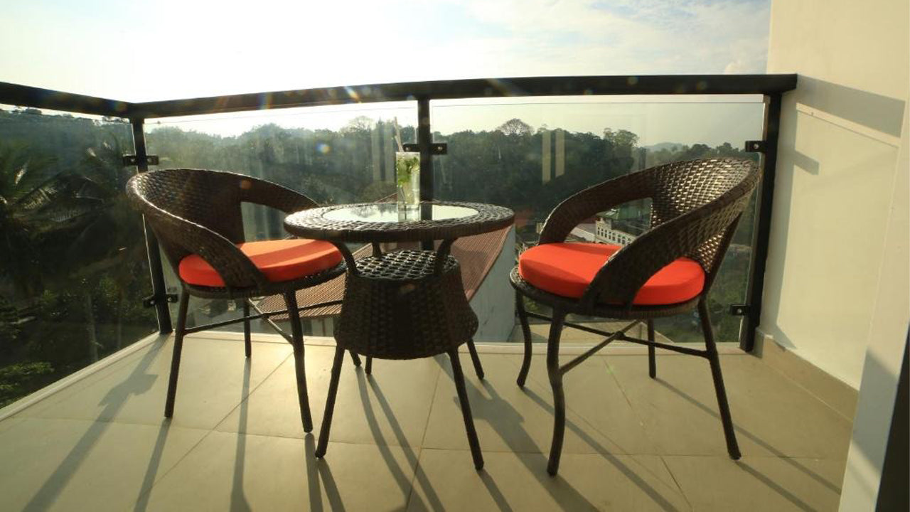 Lavendish Hills, Kandy