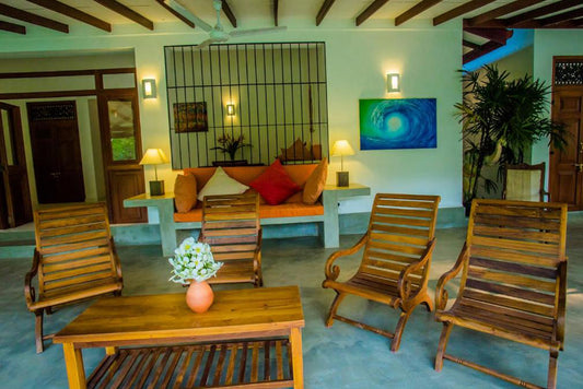 South Point Surf House, Ahangama