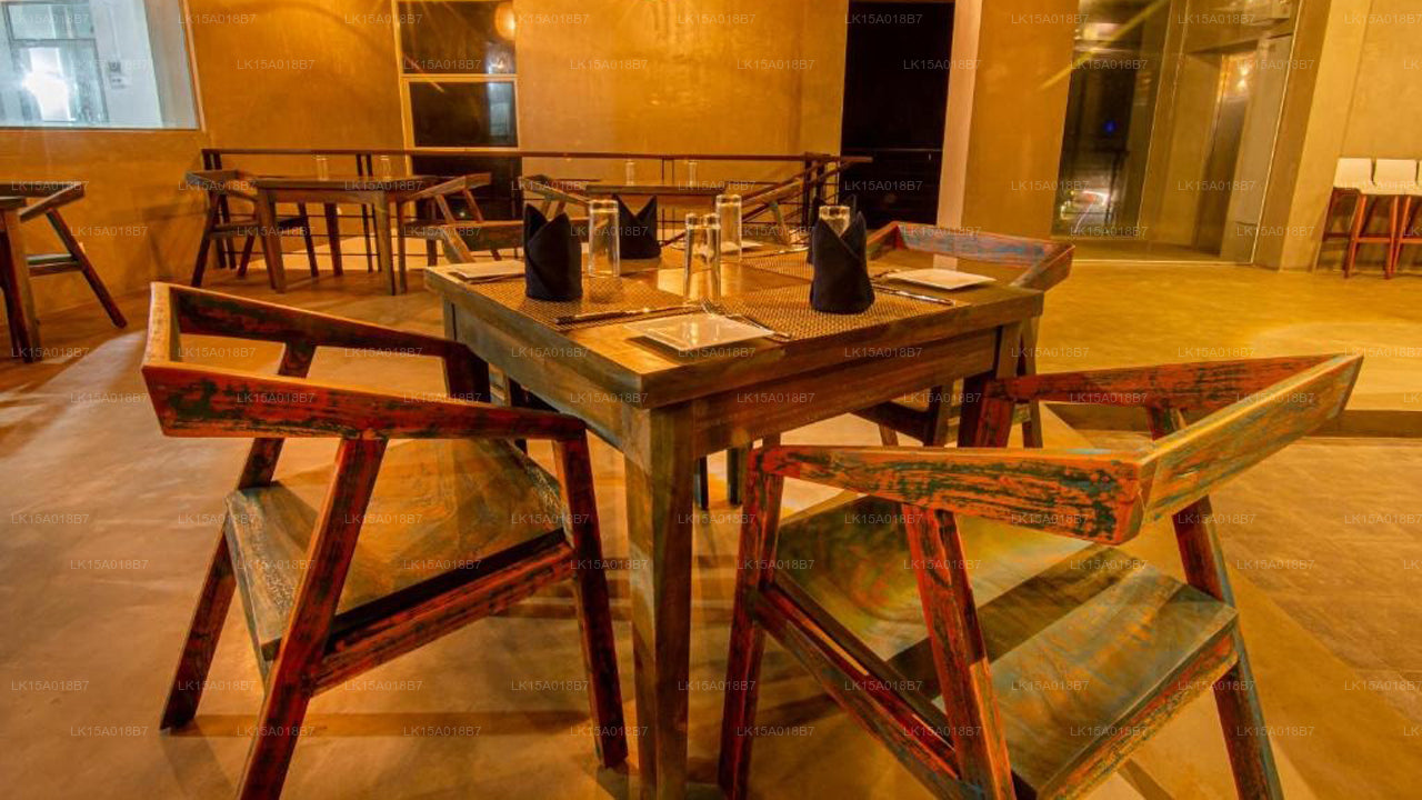 Somerset Mirissa Blue, Mirissa