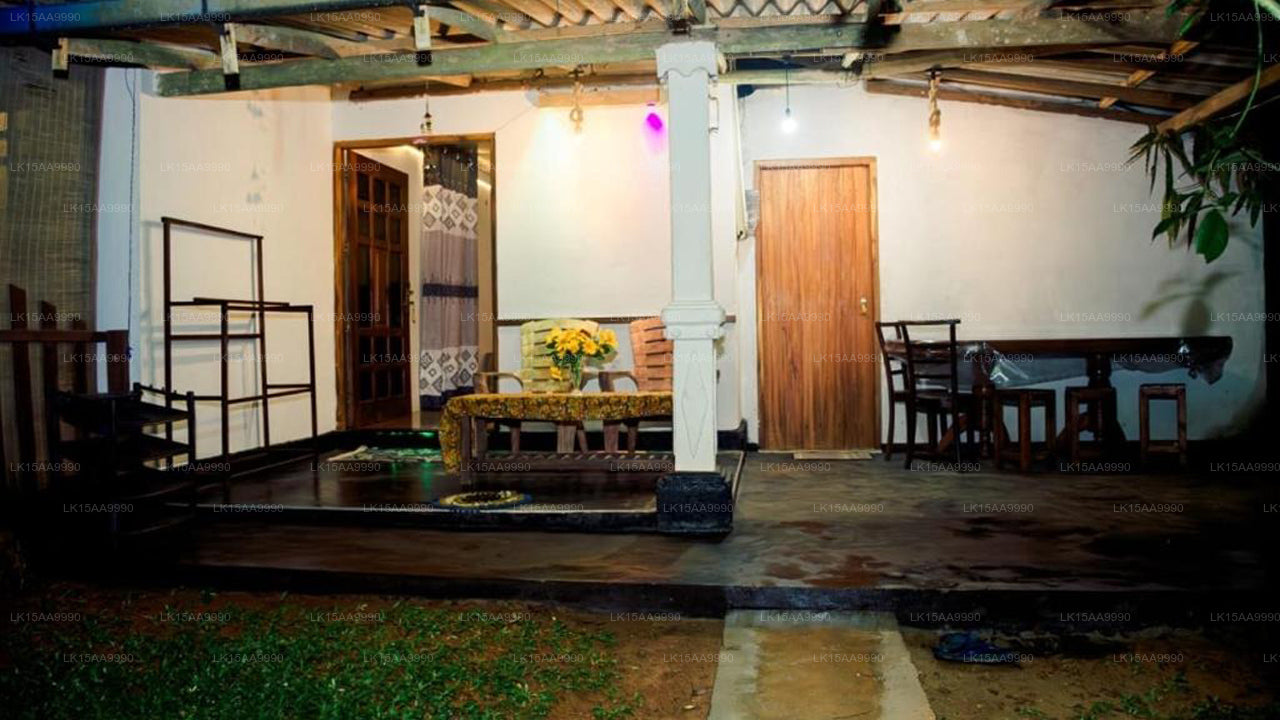 Thatched Guest House, Tngalla