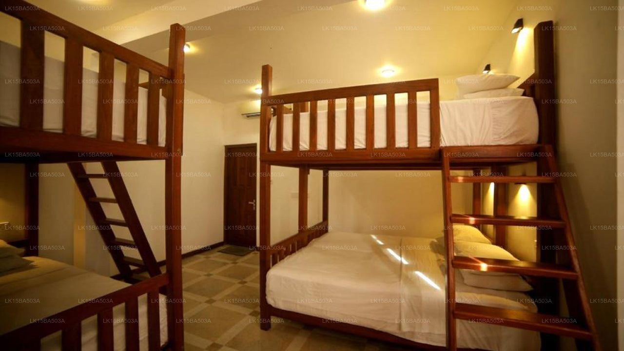 Shanthi Uyana, Kandy