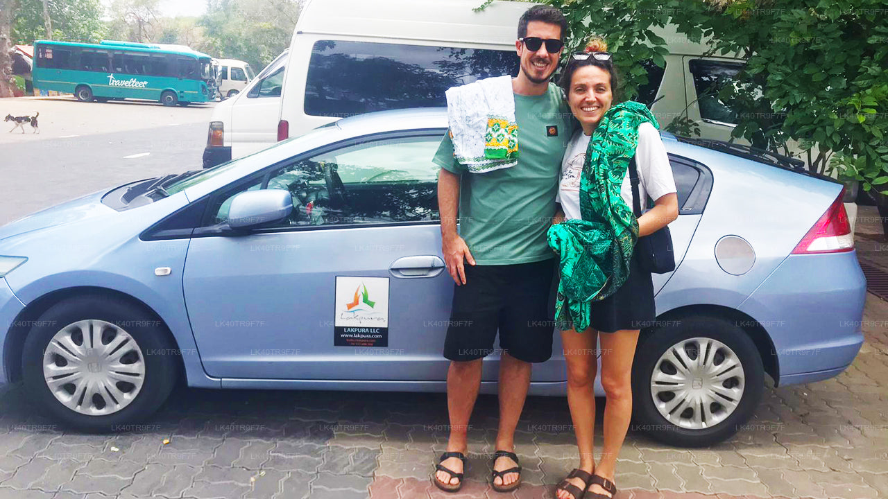 نقل خاص من كولومبو إلى سيجيريا مع توقف لمشاهدة المعالم السياحية