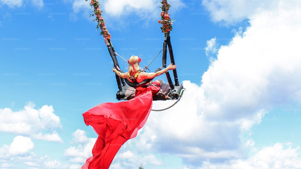 استمتع بالتأرجح في أمبولواوا مع إطلالات بانورامية على كاندي