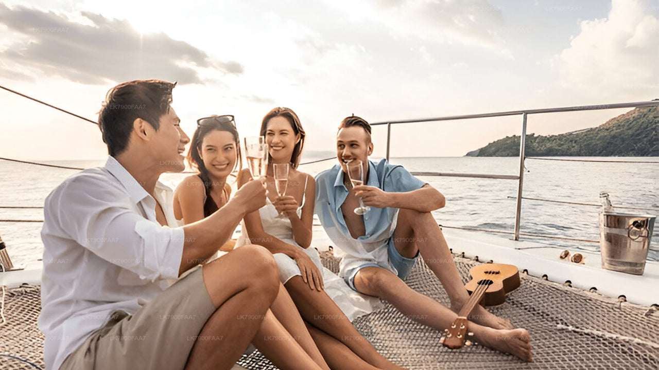 3-hour Private Sunset Cruise from Mirissa