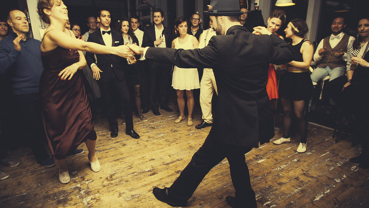 Social Dancing for Absolute Beginners from Negombo