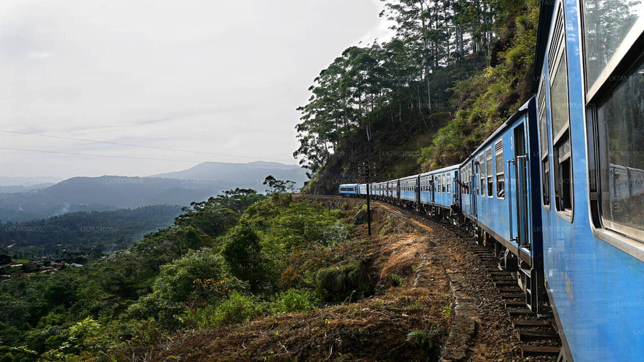 Ella to Kandy train ride on (Train № 1006 "Podi Menike")