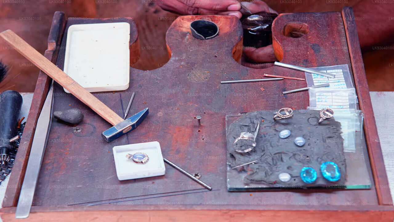 Gems and Jewellery Workshop from Mirissa